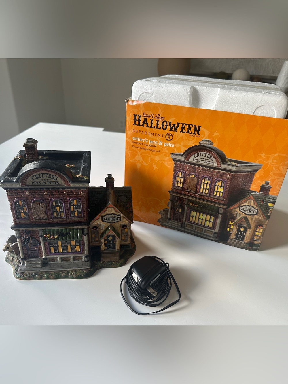 Halloween 'Critter's Pets & Pelts' Lighted Village Building - Orange